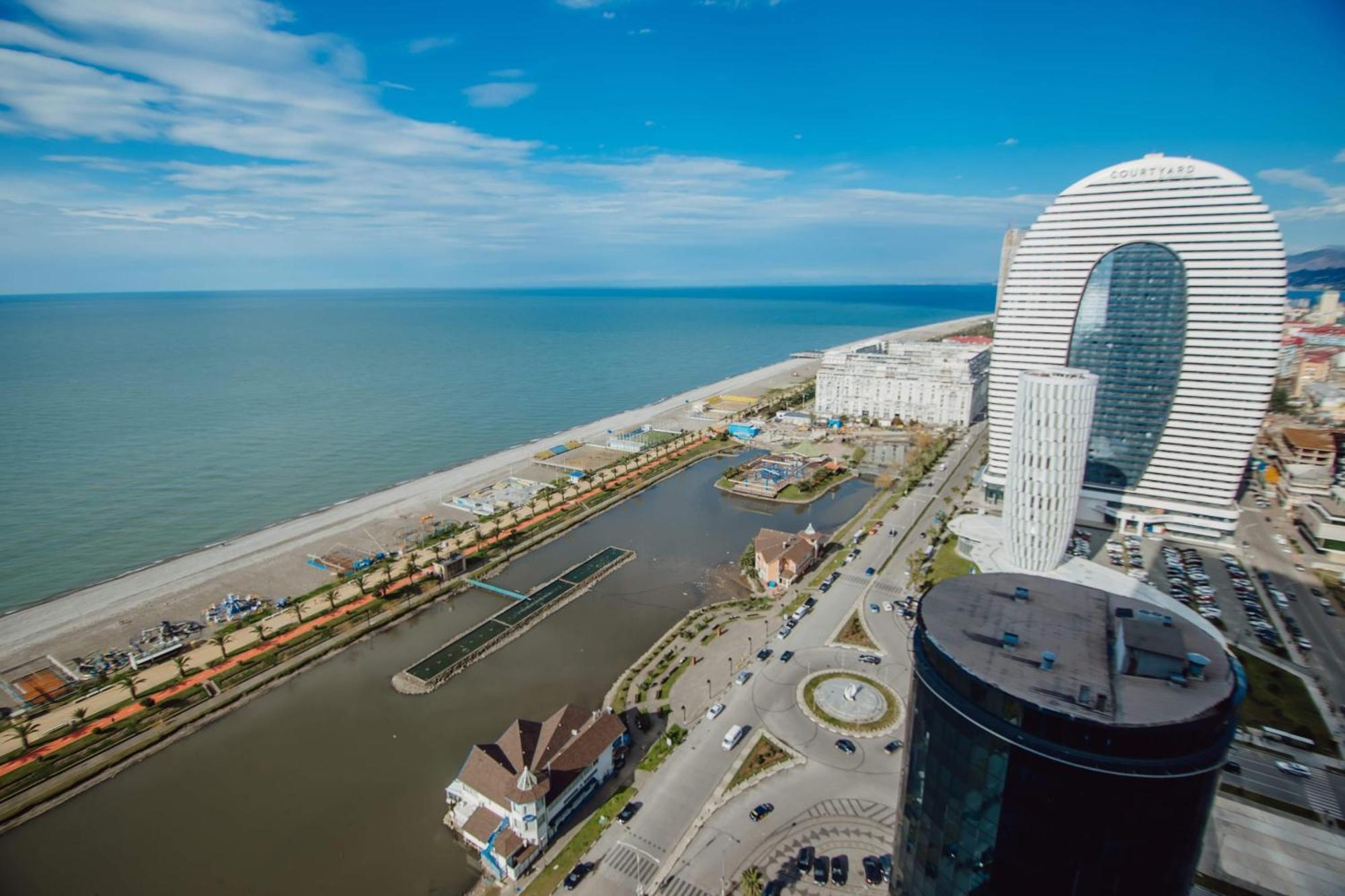 Luxury Beach Front Hotel Batumi Exterior foto