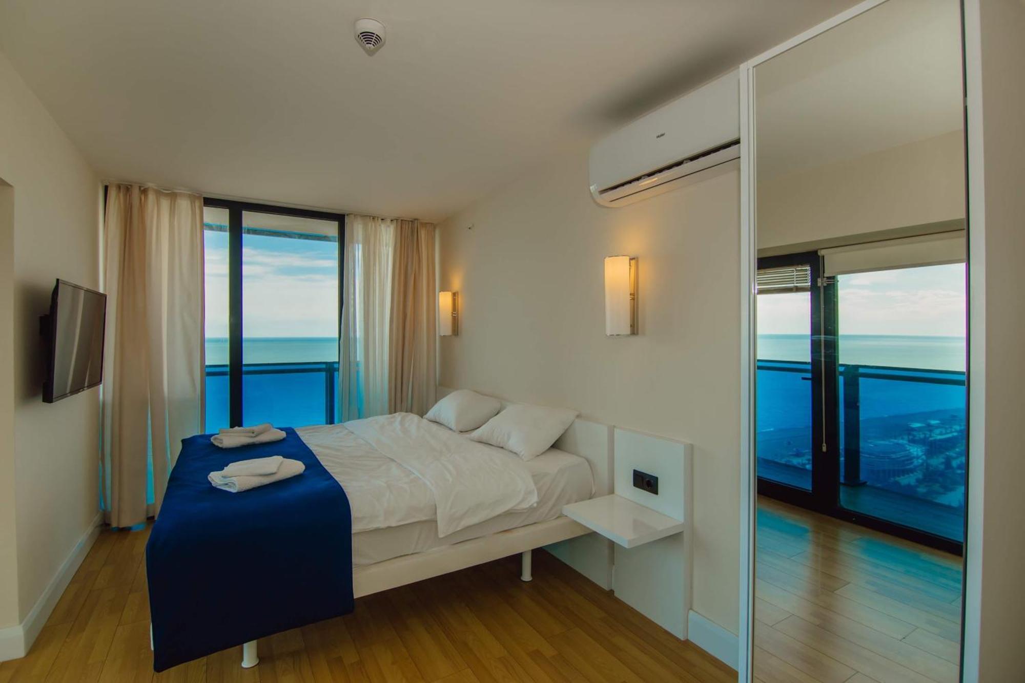 Luxury Beach Front Hotel Batumi Exterior foto
